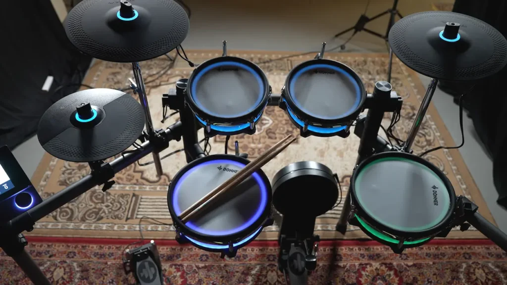 Donner-BackBeat-lit-up-mesh-drum-heads