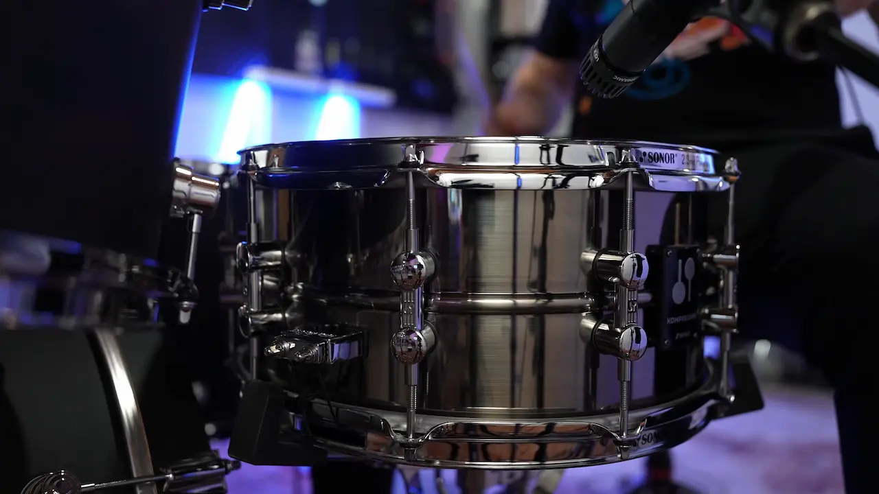 Side of the Sonor Kompressor Series Snare